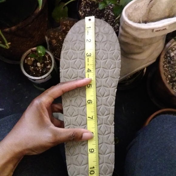 Muk Luks Women's Beige Winter Boots - Picture 10 of 15